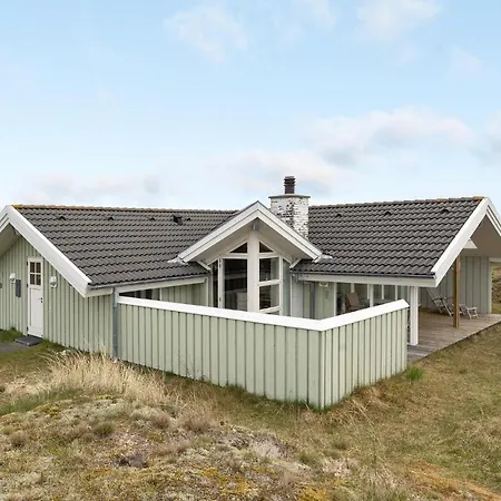 Amazing In Fan With Wifi And 4 Bedrooms 2 Feriehus